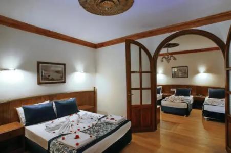 Kleopatra Fatih - 79