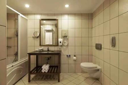 Labranda Alantur - 126