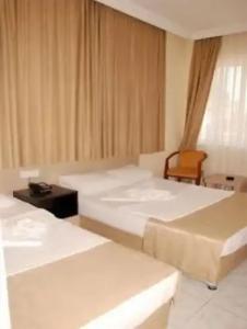 Kleopatra Bavyera - 50