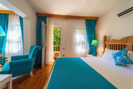 Elixir Boutique - 62