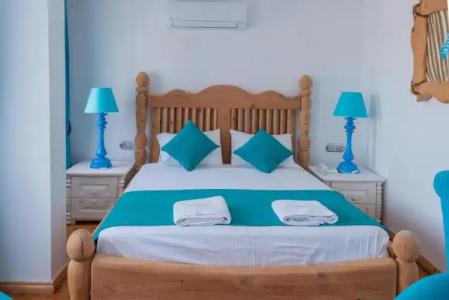 Elixir Boutique - 71