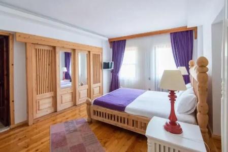 Elixir Boutique - 96