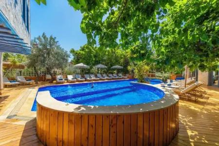 Elixir Boutique - 54