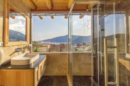 Elixir Boutique - 80