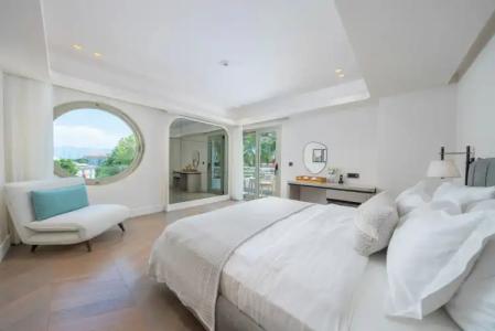 Yacht Classic - Boutique Class - 104