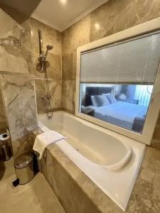 Marina Boutique - 89