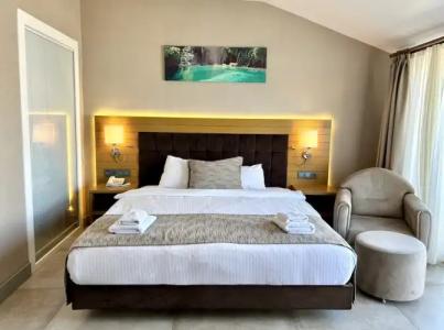 Marina Boutique - 75