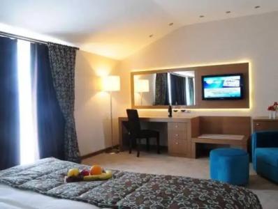 Marina Boutique - 57