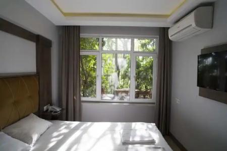 Bucoleon by Cheers - 112