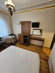 Gul Sultan - 46