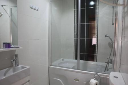 Tom Square Boutique - 23