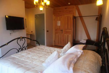 Tom Square Boutique - 33