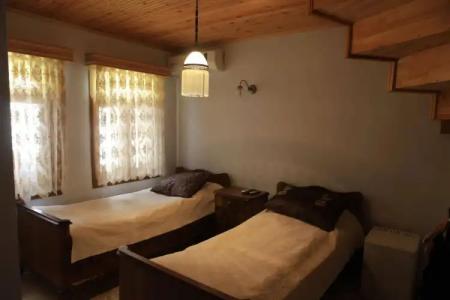 Tom Square Boutique - 28