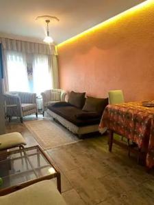 Tom Square Boutique - 67