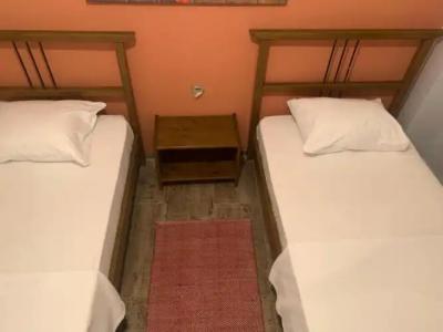 Tom Square Boutique - 57