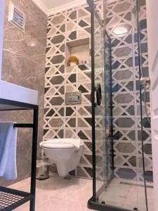 Tom Square Boutique - 186