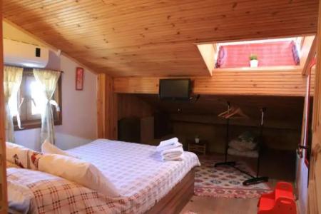 Tom Square Boutique - 3