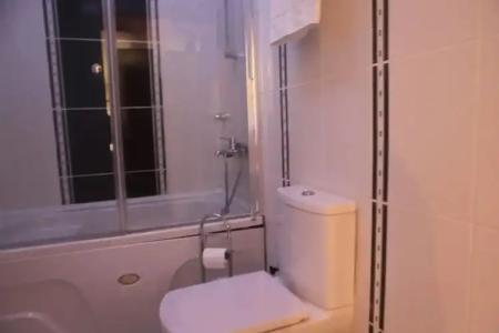 Tom Square Boutique - 21