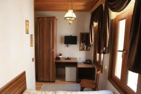 Tom Square Boutique - 87