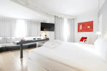 Beyond - Boutique Class - Special Class - 65