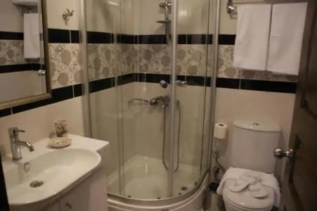 Griffon Boutique - Boutique Class - 40