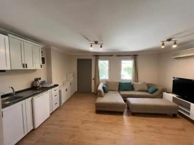 Moonshine & Suites - 79