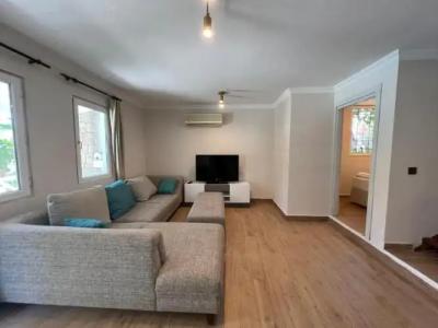 Moonshine & Suites - 75