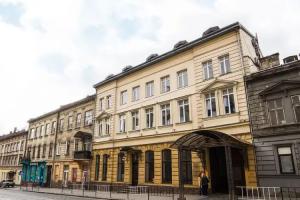 Optima Dworzec Hotel, Lvov