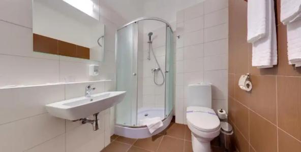 Ramada by Wyndham Lviv - 20