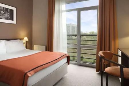 Ramada by Wyndham Lviv - 5