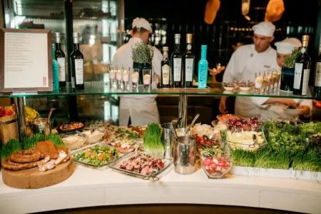 Hyatt Regency Kyiv Mini-hotel - 8