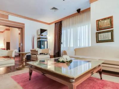 Hyatt Regency Kyiv Mini-hotel - 29