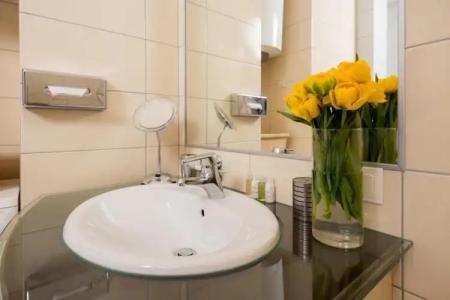 Senator City Center Apartments - 92