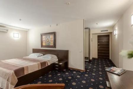 Senator City Center Apartments - 12