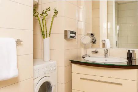 Senator City Center Apartments - 72