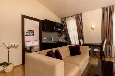 Senator Victory Square - 76