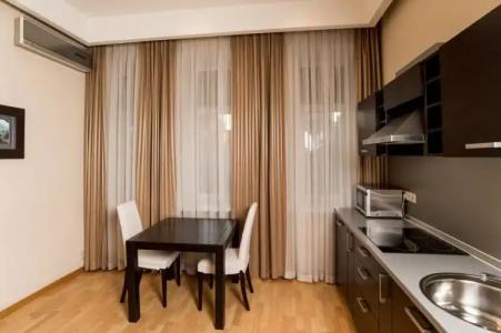 Senator Victory Square - 80