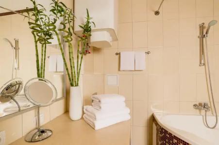 Senator Victory Square - 53