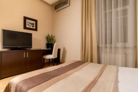 Senator Victory Square - 23