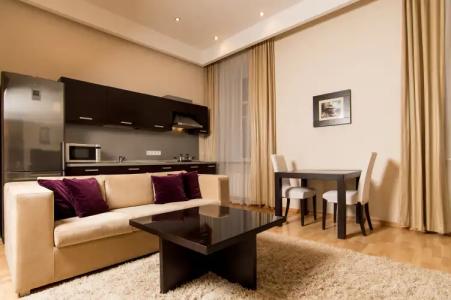 Senator Victory Square - 30