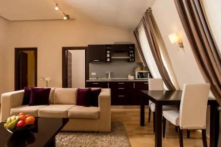 Senator Victory Square - 75