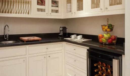 The Ritz-Carlton, - 79