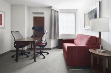 Club Quarters in - 55