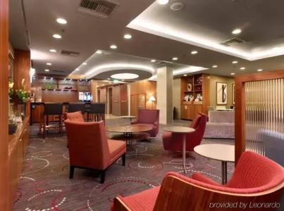 Club Quarters in - 20