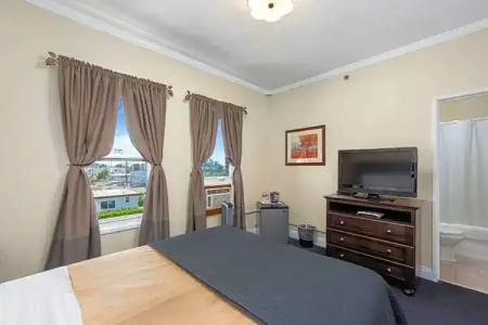 Hollywood Historic - 18