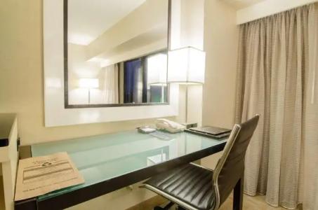 Hilton Los Angeles Airport - 85