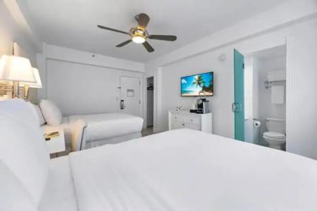 Beacon South Beach - 42