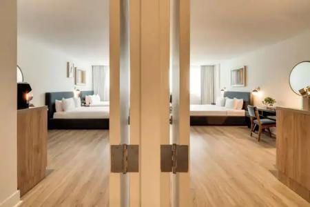 Kenmore Village, South Beach - 72