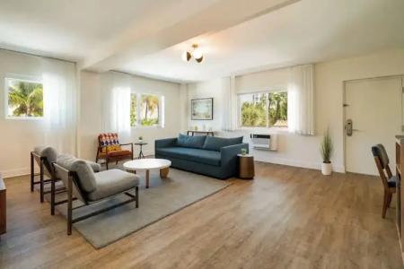 Kenmore Village, South Beach - 89