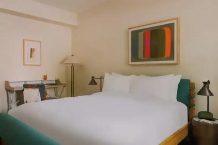 Kenmore Village, South Beach - 31